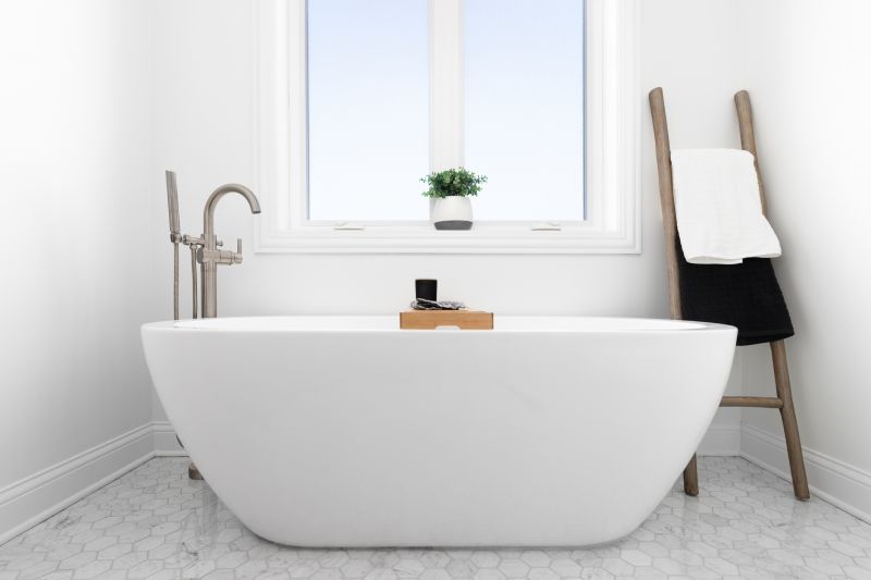 Compact Tub for Small Bathrooms